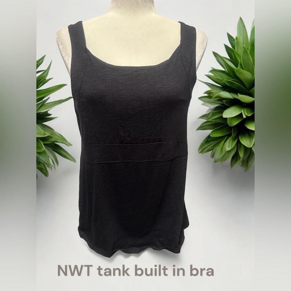 NWT Horny Toad tank charcoal 🩶 with built in bra and open back.